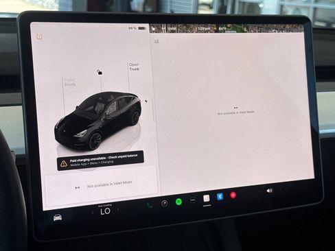 Used 2023 Tesla Model Y Long Range AWD/4WD image 17