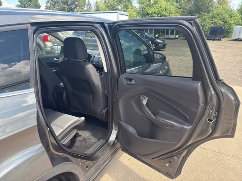 Used 2016 Ford Escape SE AWD/4WD image 15