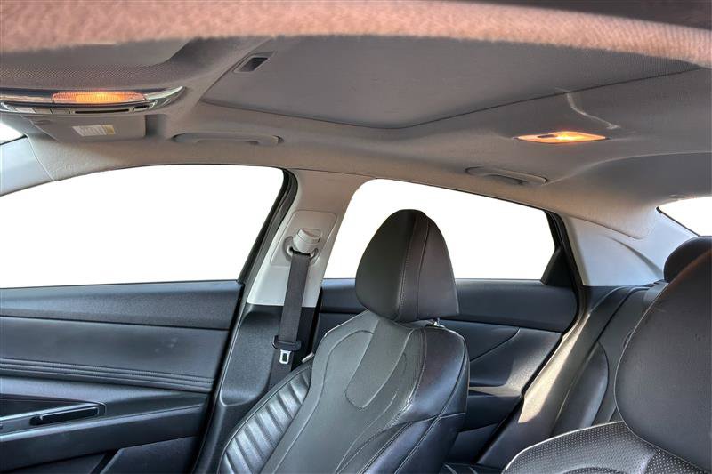 Used 2023 Hyundai Elantra Limited FWD image 21
