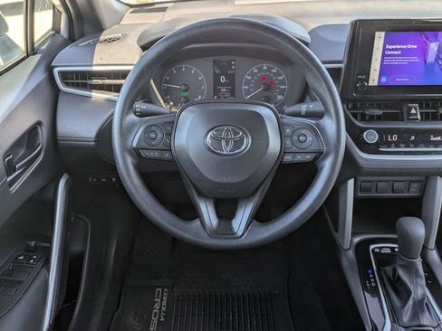 Used 2025 Toyota Corolla Cross AWD Hybrid image 33