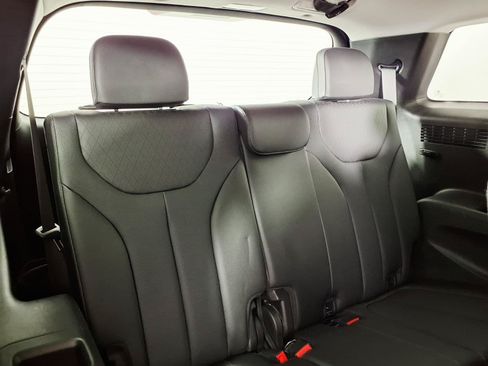 Certified 2022 Hyundai Palisade SEL w/ 8P Bench Seat Package FWD image 13