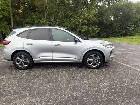 Used 2023 Ford Escape ST-Line AWD/4WD image 9
