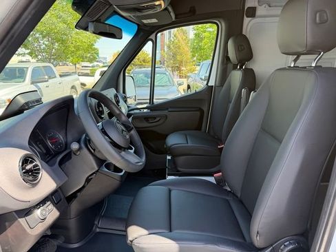 New 2026 Mercedes-Benz Sprinter 2500 image 11