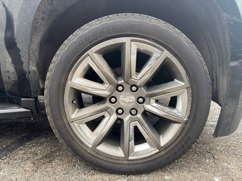 Used 2020 Chevrolet Tahoe LT image 9