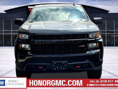 Used 2019 Chevrolet Silverado 1500 Custom Trail Boss w/ Custom Convenience Package AWD/4WD image 2