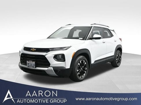 Used 2023 Chevrolet TrailBlazer LT FWD image 1
