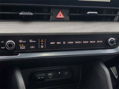 Used 2025 Kia Sportage X-Line w/ Premium Package image 30