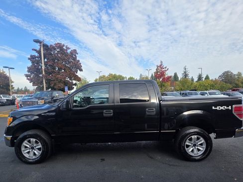 Used 2013 Ford F150 XLT w/ Trailer Tow Pkg image 3