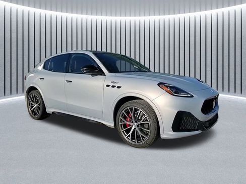 New 2026 Maserati Grecale Trofeo image 2