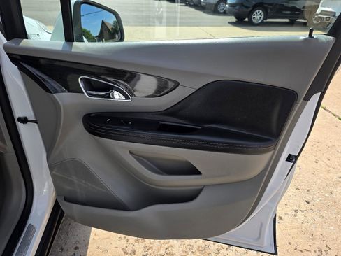 Used 2016 Buick Encore FWD image 16