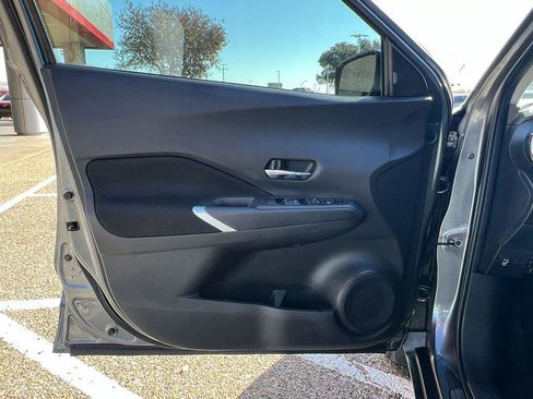 Used 2024 Nissan Kicks SV w/ Interior Electronics Package image 12