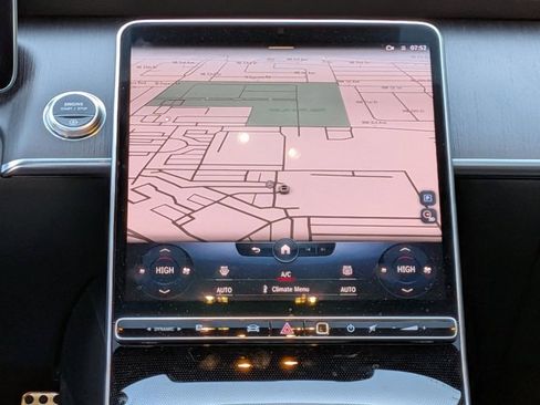 Used 2022 Mercedes-Benz S 500 4MATIC image 10