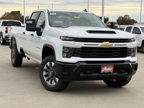 New 2026 Chevrolet Silverado 2500 Custom w/ Custom Convenience Package image 2