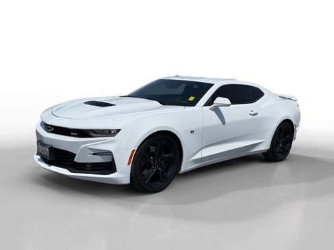 Used 2021 Chevrolet Camaro SS RWD image 1