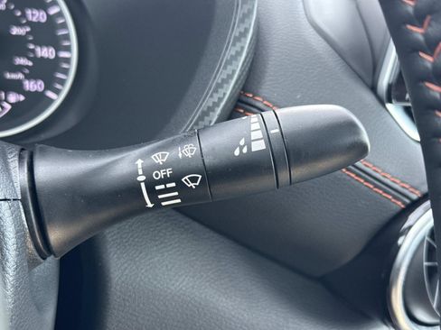 Used 2023 Nissan Sentra SR w/ SR Premium Package image 11