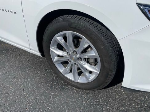 Used 2023 Chevrolet Malibu LT FWD image 3
