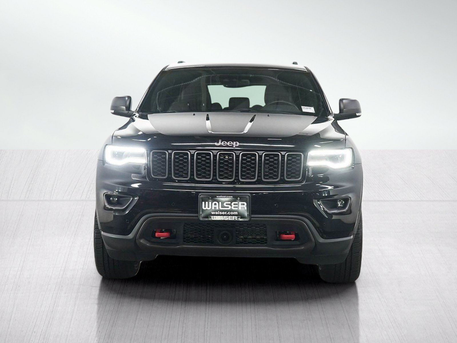 Used 2018 Jeep Grand Cherokee Trailhawk w/ Trailhawk Luxury Group AWD/4WD image 8