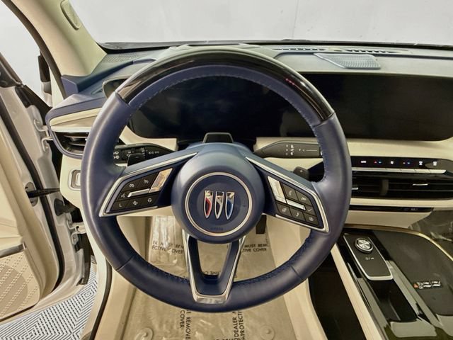 Used 2025 Buick Enclave Avenir w/ Super Cruise Package AWD/4WD image 12