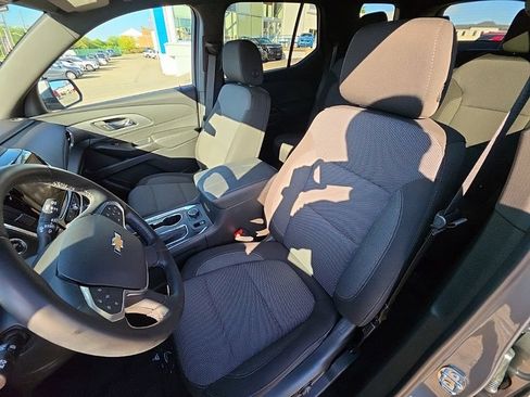 Used 2023 Chevrolet Traverse LT w/ LPO, Floor Liner Package AWD/4WD image 15