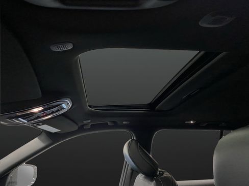 New 2026 Jeep Grand Cherokee Altitude AWD/4WD image 7