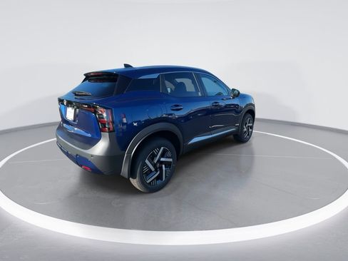 New 2026 Nissan Kicks SV image 8