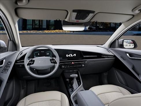 New 2026 Kia Niro EX FWD image 14