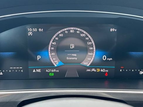 Used 2024 Volkswagen Tiguan Wolfsburg Edition AWD/4WD image 29