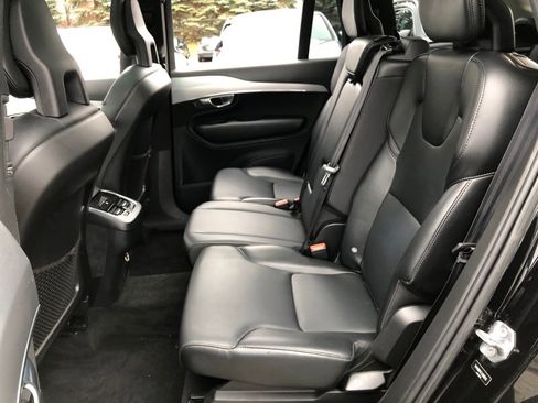 Used 2018 Volvo XC90 T5 Momentum w/ Convenience Package image 34