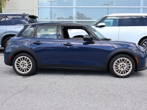 Used 2025 MINI Cooper S FWD image 10