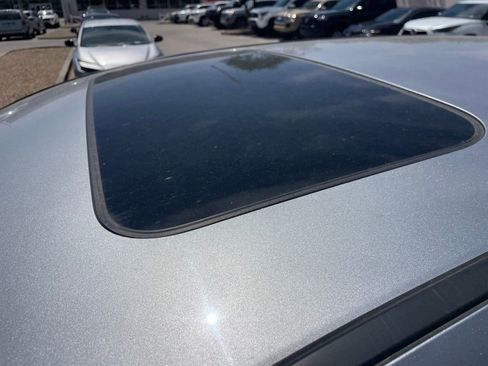 Used 2018 Honda CR-V EX image 5