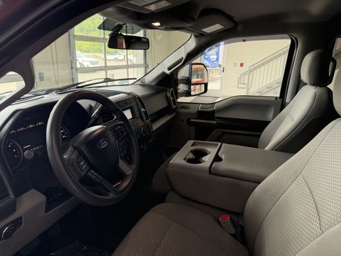 Used 2017 Ford F150 XLT w/ XTR Package AWD/4WD image 9