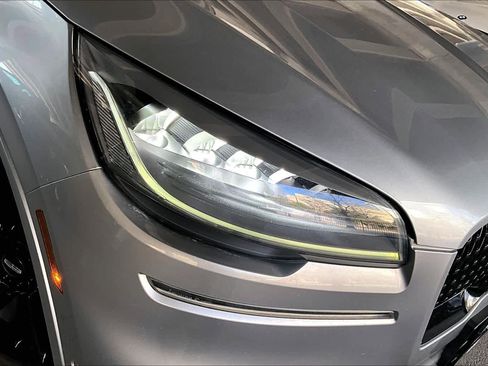 Used 2023 Lincoln Aviator Reserve w/ Equipment Group 201A image 27