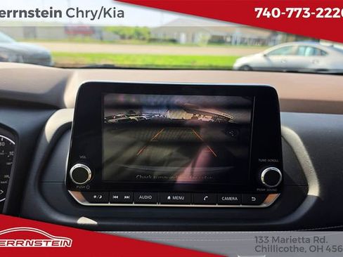 Used 2023 Nissan Rogue SV image 19