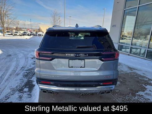 Used 2025 GMC Acadia Denali w/ Super Cruise Package image 5