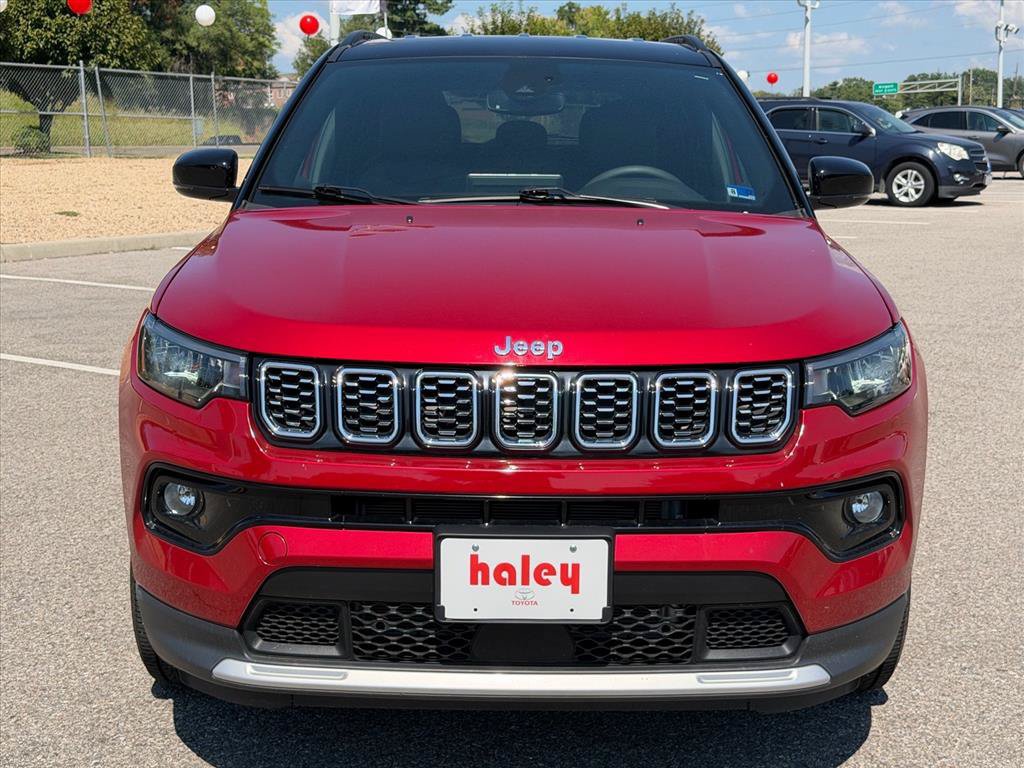 Used 2025 Jeep Compass Limited AWD/4WD image 10