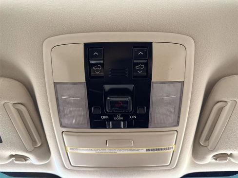 Used 2023 Lexus GX 460 Premium image 23