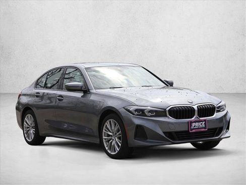 Used 2023 BMW 330i xDrive Sedan w/ Driving Assistance Package AWD/4WD image 3