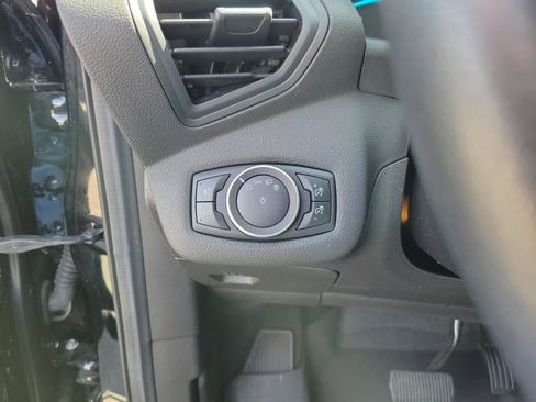 Used 2017 Ford Escape SE w/ SE Leather Comfort Package image 10