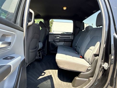 Used 2022 RAM 1500 Big Horn AWD/4WD image 25