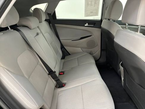 Used 2021 Hyundai Tucson SEL FWD image 16