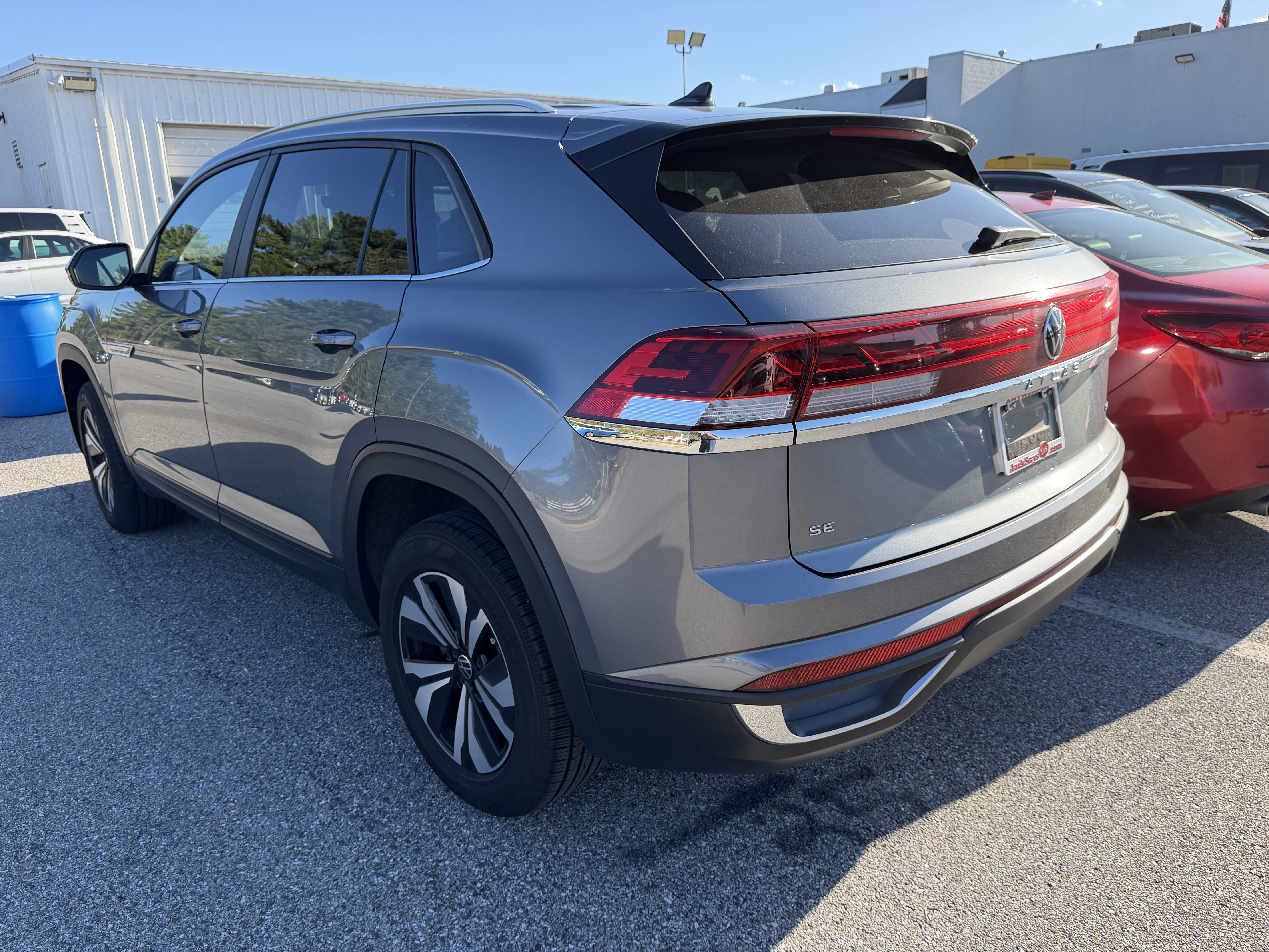 Used 2024 Volkswagen Atlas Cross Sport SE AWD/4WD image 11
