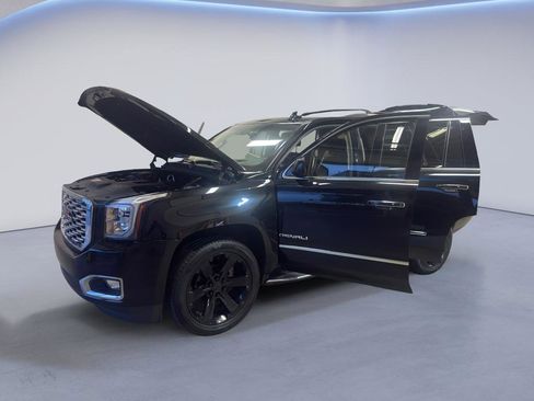 Used 2019 GMC Yukon Denali w/ Open Road Package AWD/4WD image 9