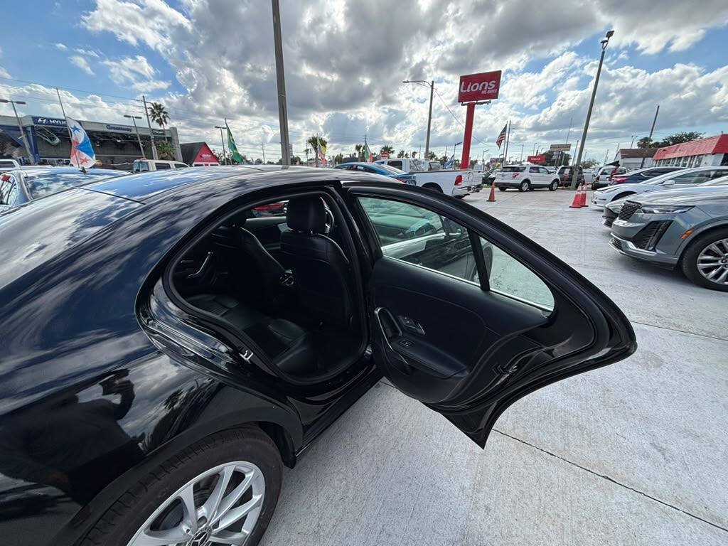 Used 2020 Mercedes-Benz A 220 image 12