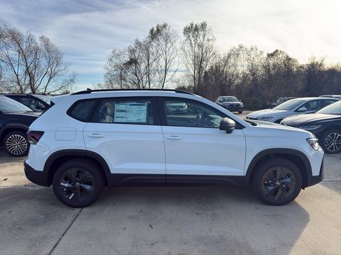 New 2026 Volkswagen Taos S FWD image 4