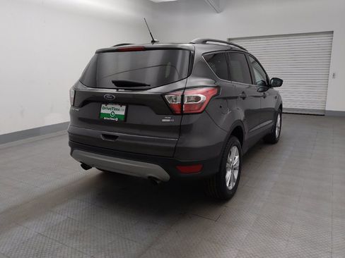 Used 2017 Ford Escape SE w/ Equipment Group 201A AWD/4WD image 7