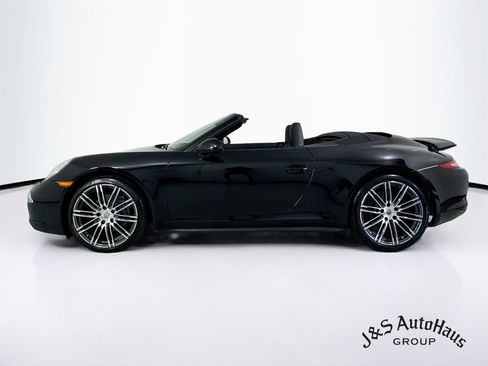 Used 2016 Porsche 911 Carrera 4 AWD/4WD image 4