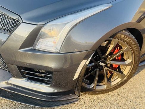 Used 2017 Cadillac ATS V w/ Luxury Package image 17