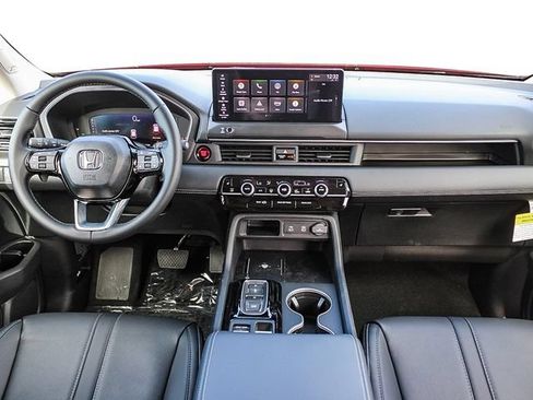 New 2026 Honda Pilot Touring image 12