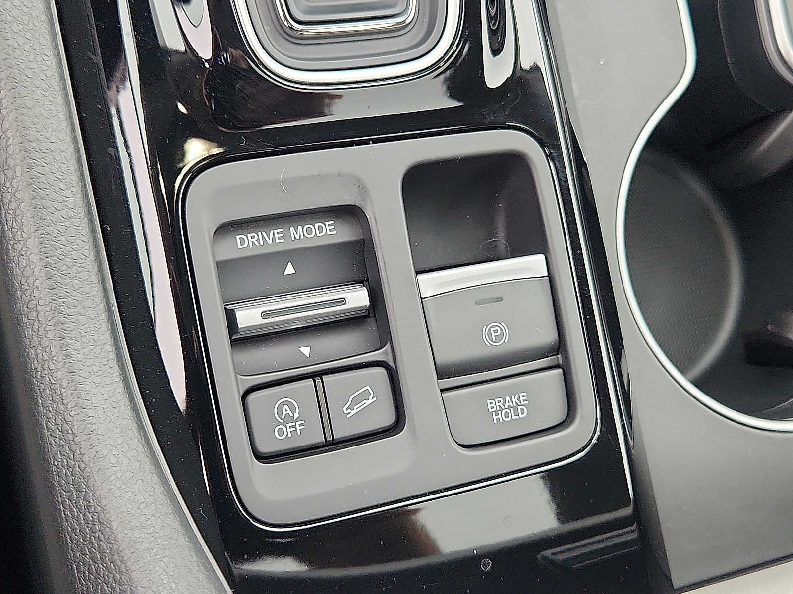 Certified 2025 Honda Pilot Touring image 25