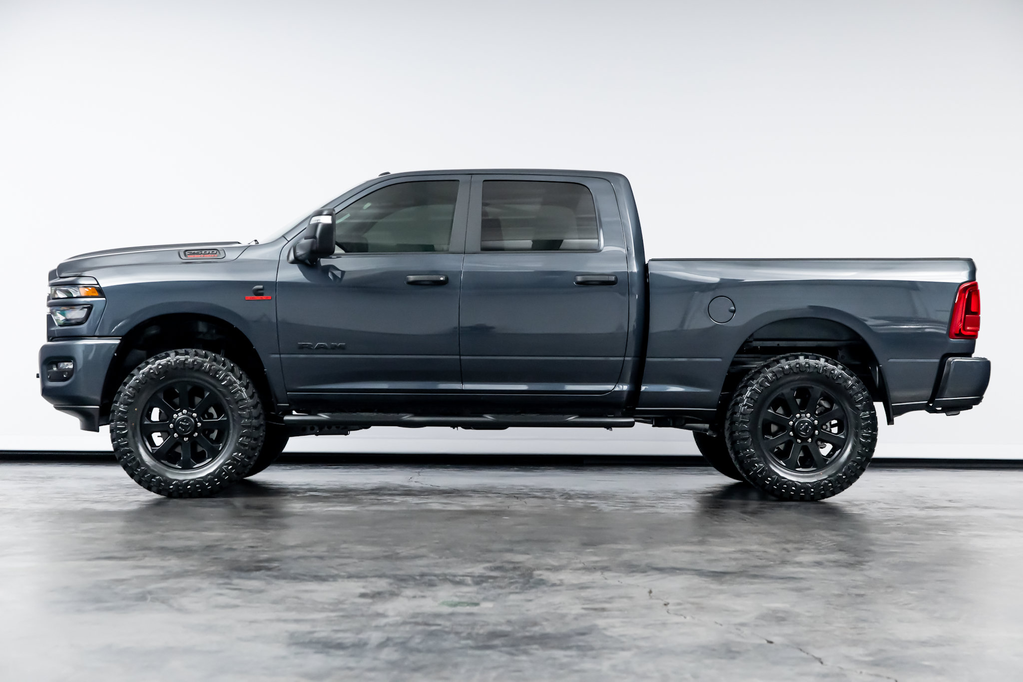 Used 2026 RAM 2500 Big Horn AWD/4WD image 9
